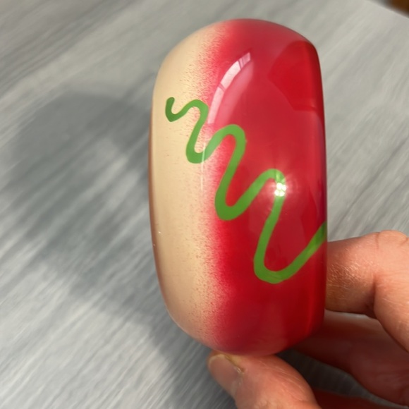 Vintage Lucite Bangle Bracelet with Red, White, and Green Squiggle Design, EUC - Picture 3 of 5